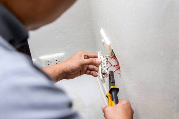 Best Emergency Electrical Repair  in Landmk, AR