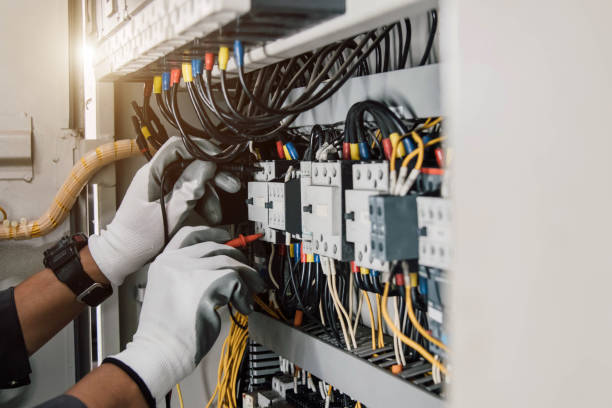 Best Circuit Breaker Repair  in Landmk, AR